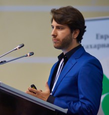 Олег Кривошеев